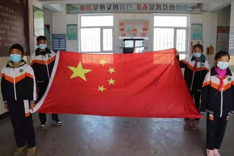 逃离整洁的庭院